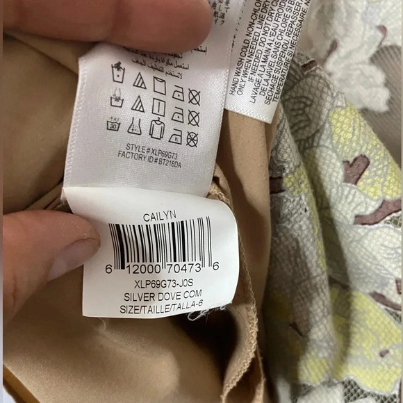 BCBG MaxAzria - 'Cailyn' Dress - Floral/Lace patterned Dress - Size 6 - Picture 11 of 11